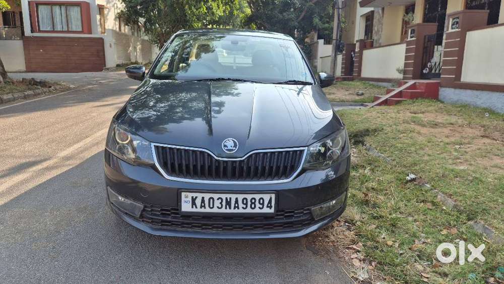 Skoda Rapid 1.6 Mpi At Style, 2017, Petrol