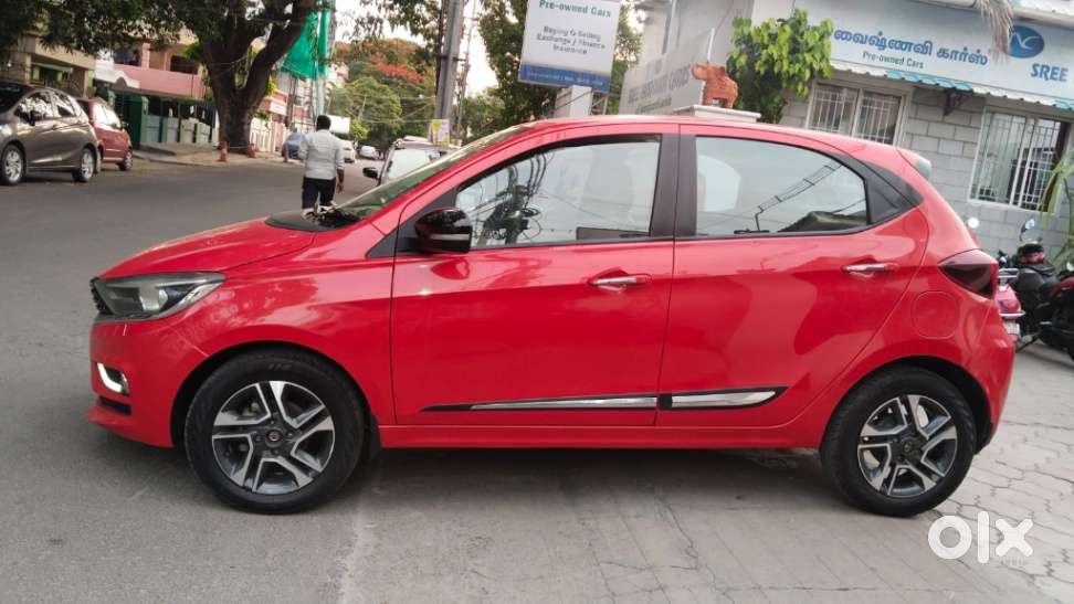 Tata Tiago 1.2 Revotron Xza, 2022, Petrol