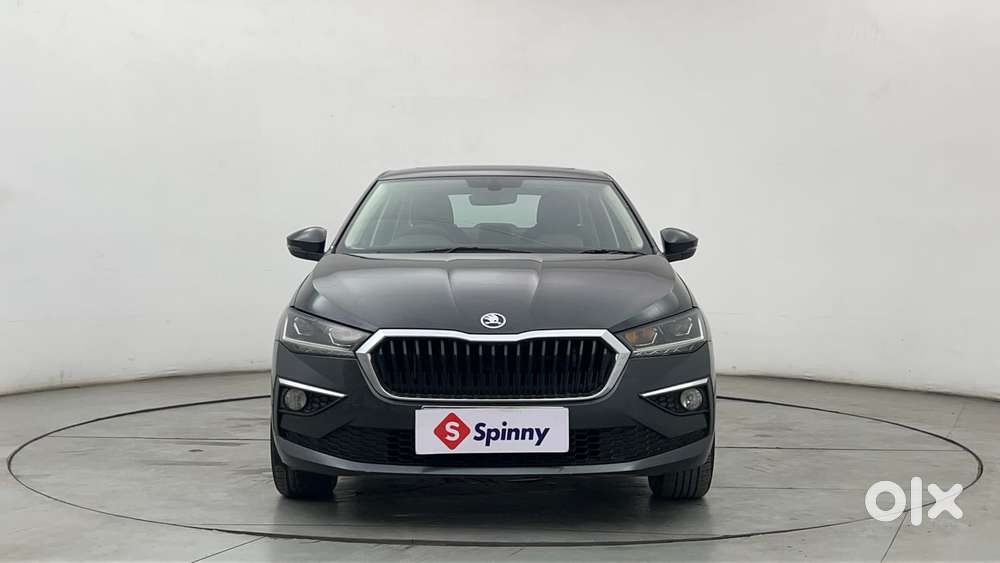 Skoda Slavia Style 1.0l Tsi Mt, 2022, Petrol