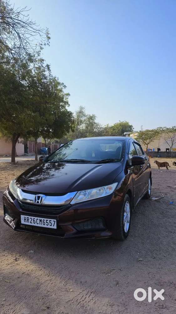 Honda City 2015 Diesel Well Maintained 92561and 50562