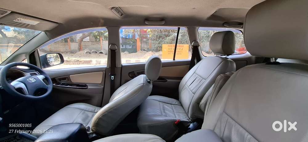 Toyota Innova 2.5 G (diesel) 7 Seater, 2015, Diesel