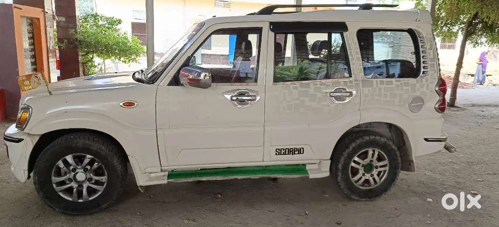 Mahindra Scorpio Classic 2011