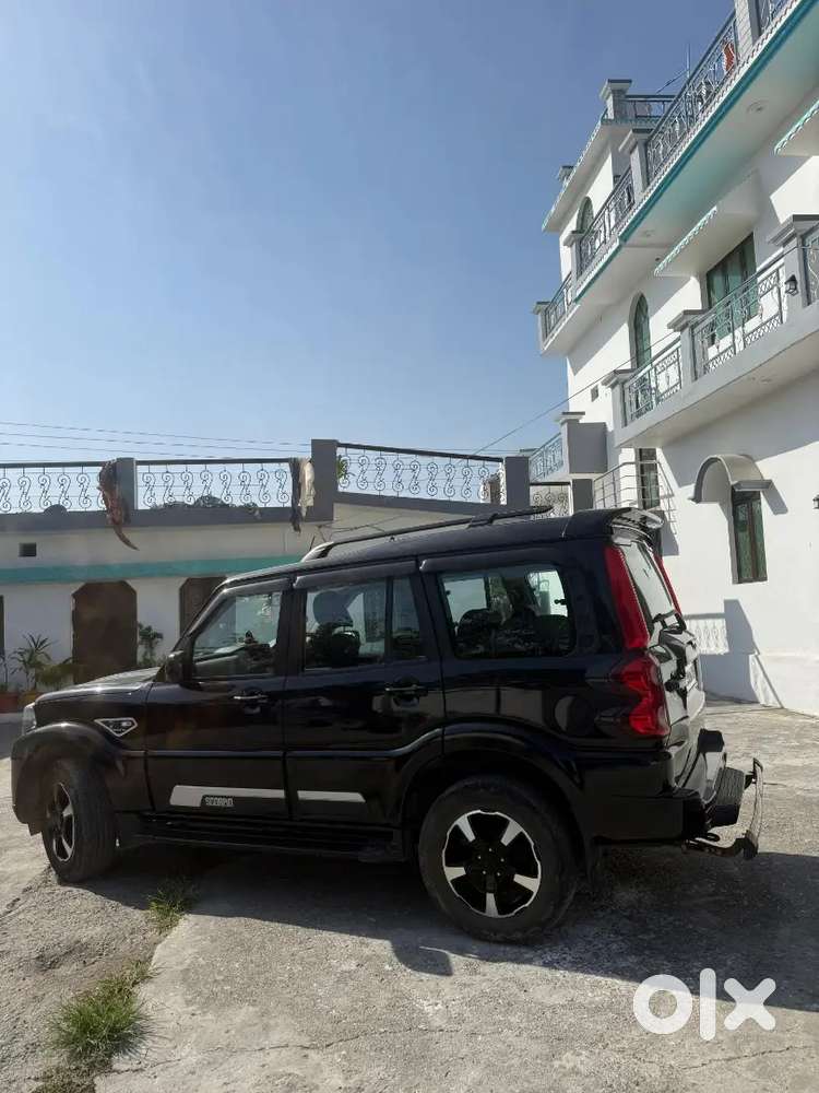 Mahindra Scorpio Classic 2023 Diesel Well Maintained