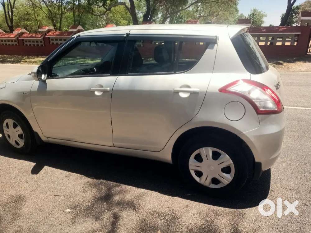 Maruti Suzuki Swift 2013 Diesel 88000 Km Driven