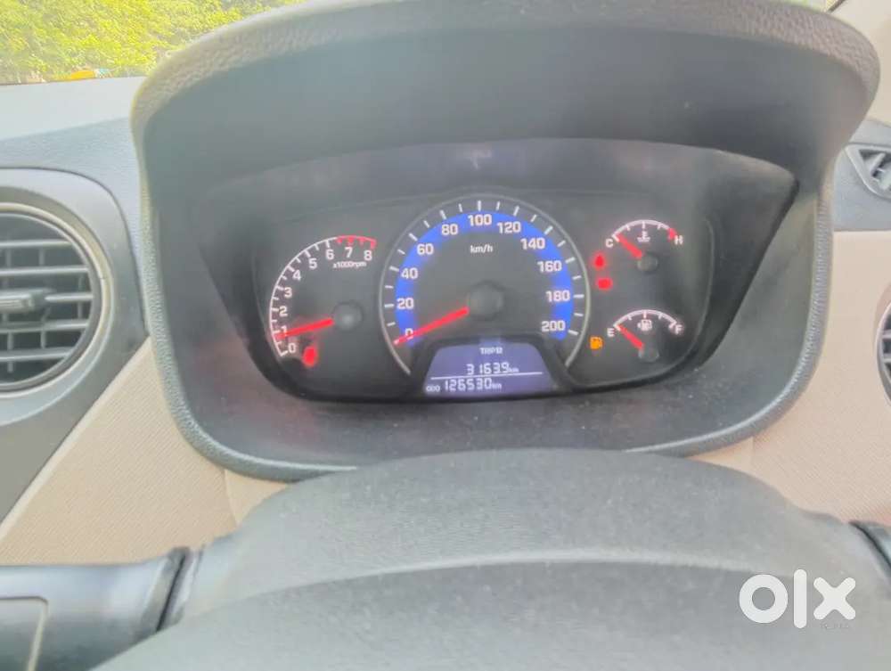 Hyundai Xcent + Cng