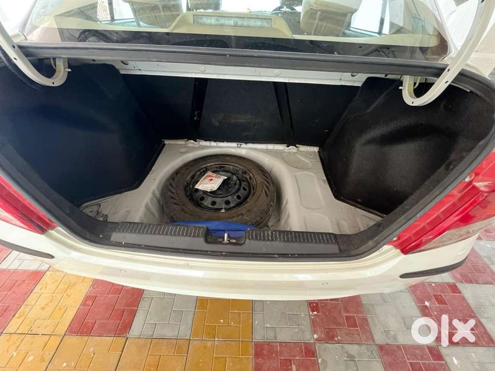 Maruti Suzuki Dzire Petrol 45000 Km Driven