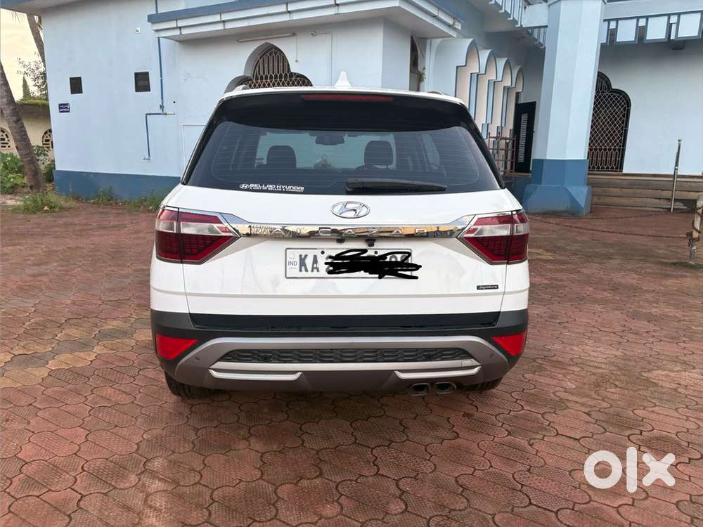 Hyundai Alcazar 2022 Km Driven