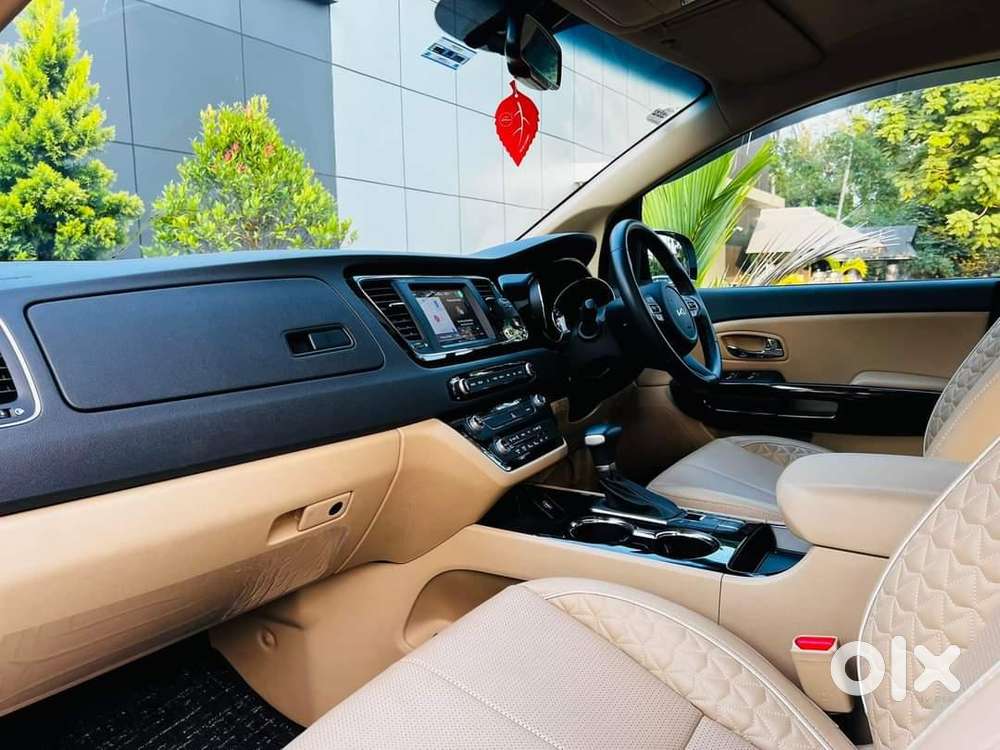 Kia Carnival Limousine Plus 7 Str, 2022, Diesel