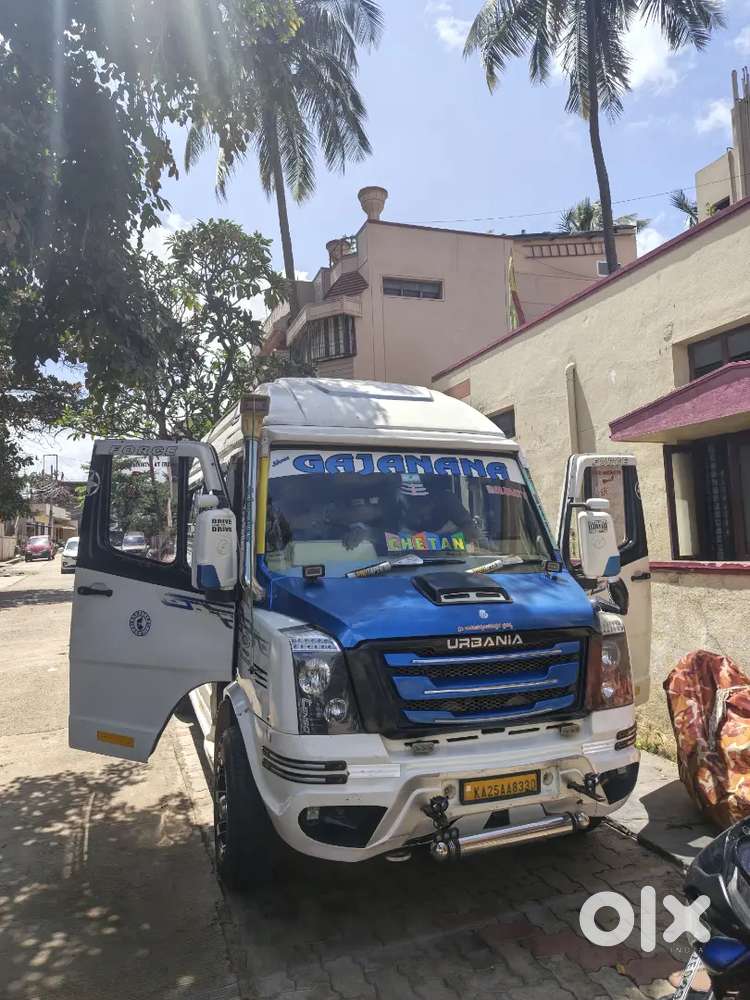 Force Motors  Traveller  Diesel 2017