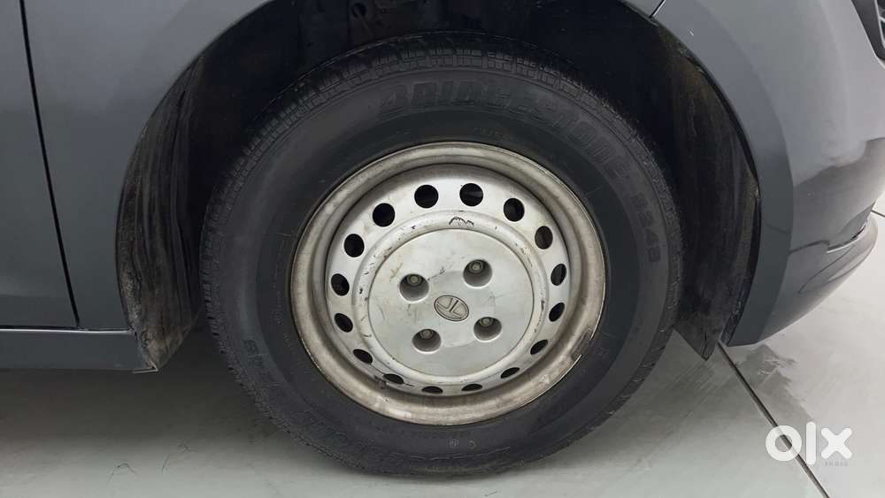 Tata Altroz 1.2 Xm, 2020, Petrol