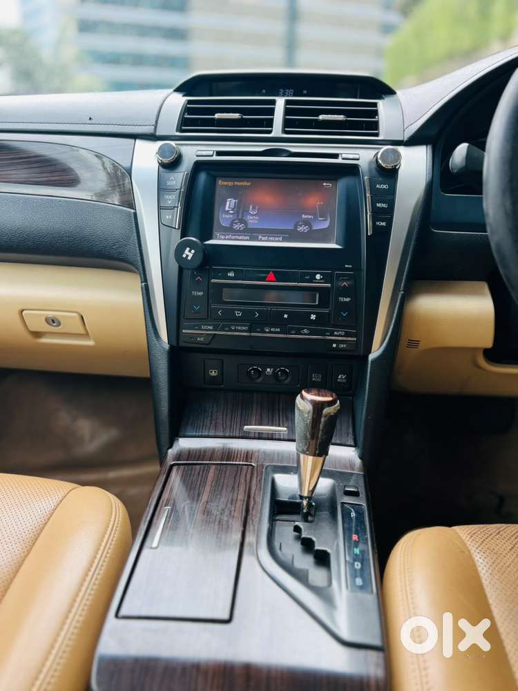 Toyota Camry Hybrid 2.5, 2016, Petrol
