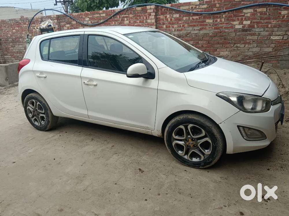 Hyundai I20 Sportz 2012