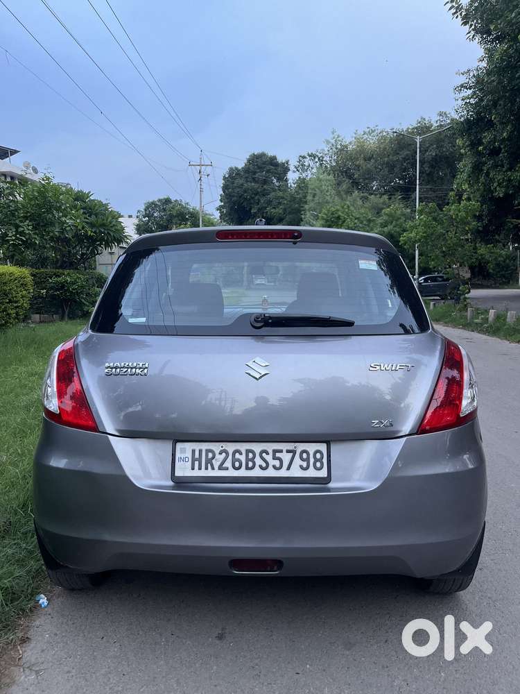 Maruti Suzuki Swift Zxi, 2012, Petrol