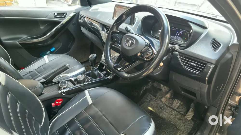 Tata Nexon 2023 Manual Petrol With Sunroof