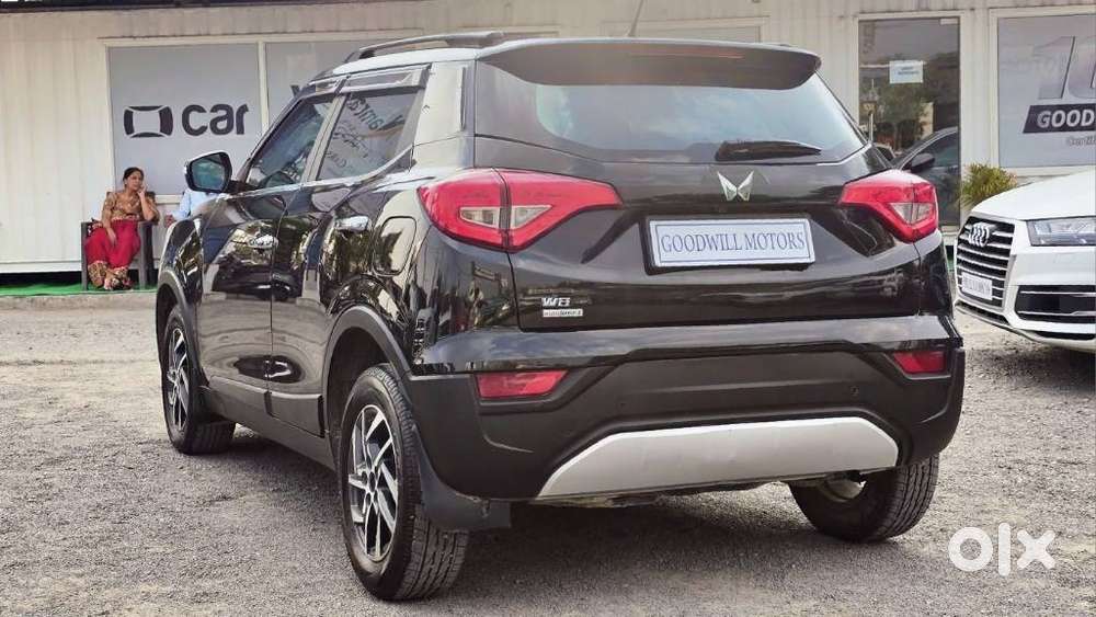 Mahindra Xuv300 W8 (o) 1.5 Diesel Amt, 2024, Diesel