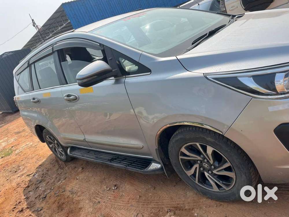 Good Condition, Well Maintained Suv Car