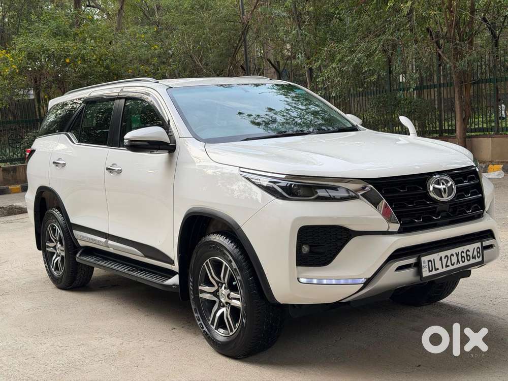 Toyota Fortuner 3.0 4x2 Automatic, 2024, Petrol