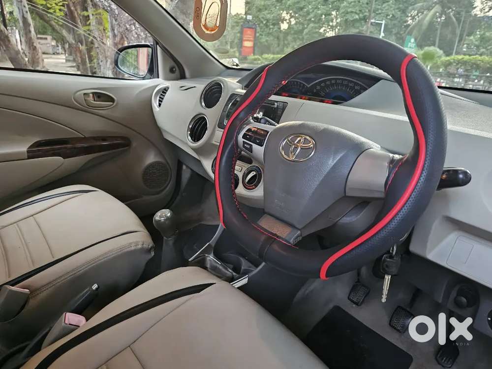 Toyota Etios Liva V Petrol  Top End Model