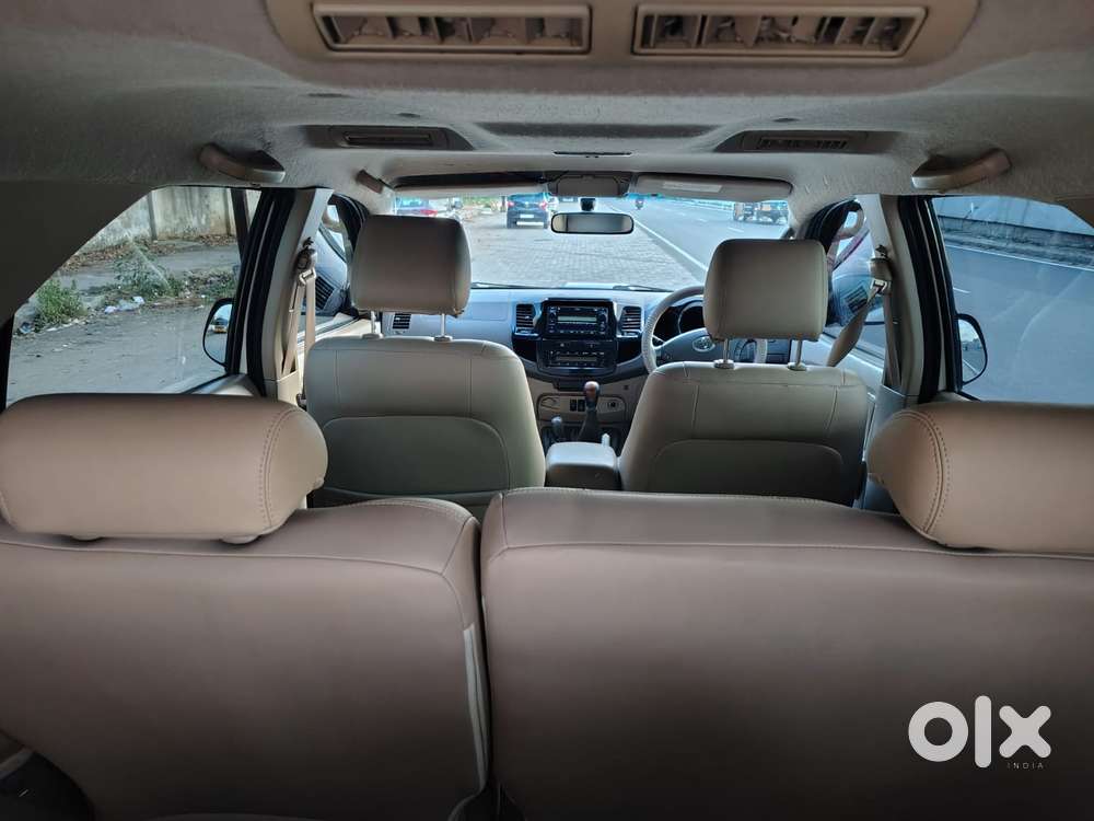 Toyota Fortuner 3.0 4x4 Manual, 2010, Diesel