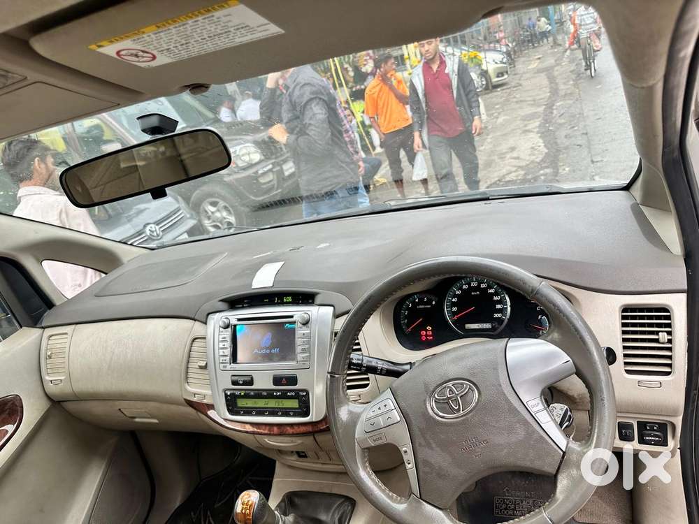 Toyota Innova 2.5 Vx (diesel) 8 Seater Bs Iv, 2012, Diesel