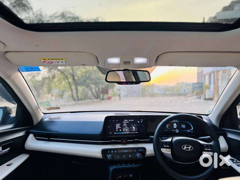 Hyundai Verna, 2023, Petrol