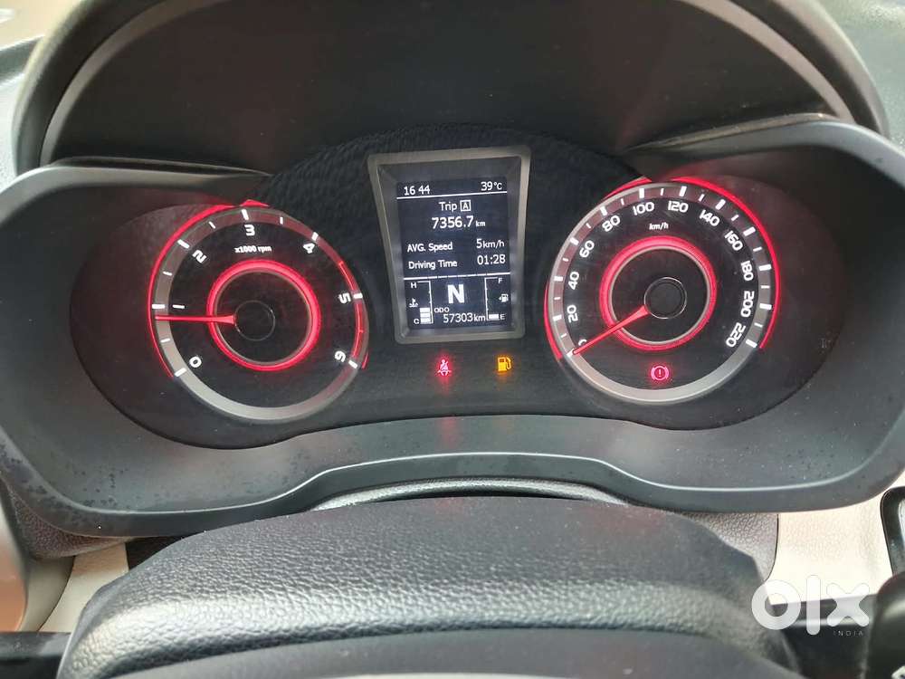 Mahindra Xuv300 W8 Diesel, 2019, Diesel