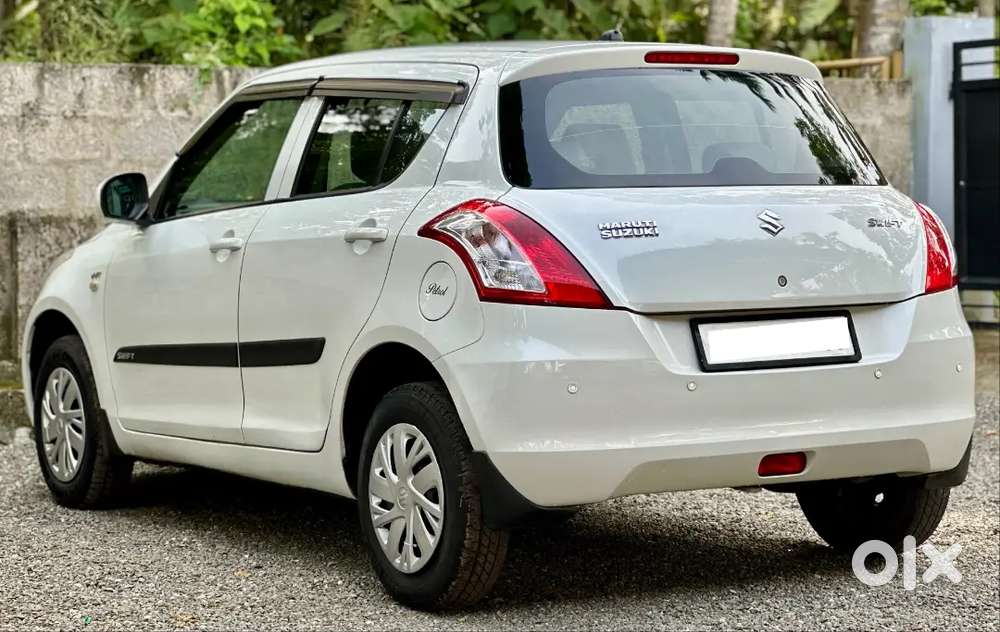 2017 Swift Lxi (o) Petrol Single Owner