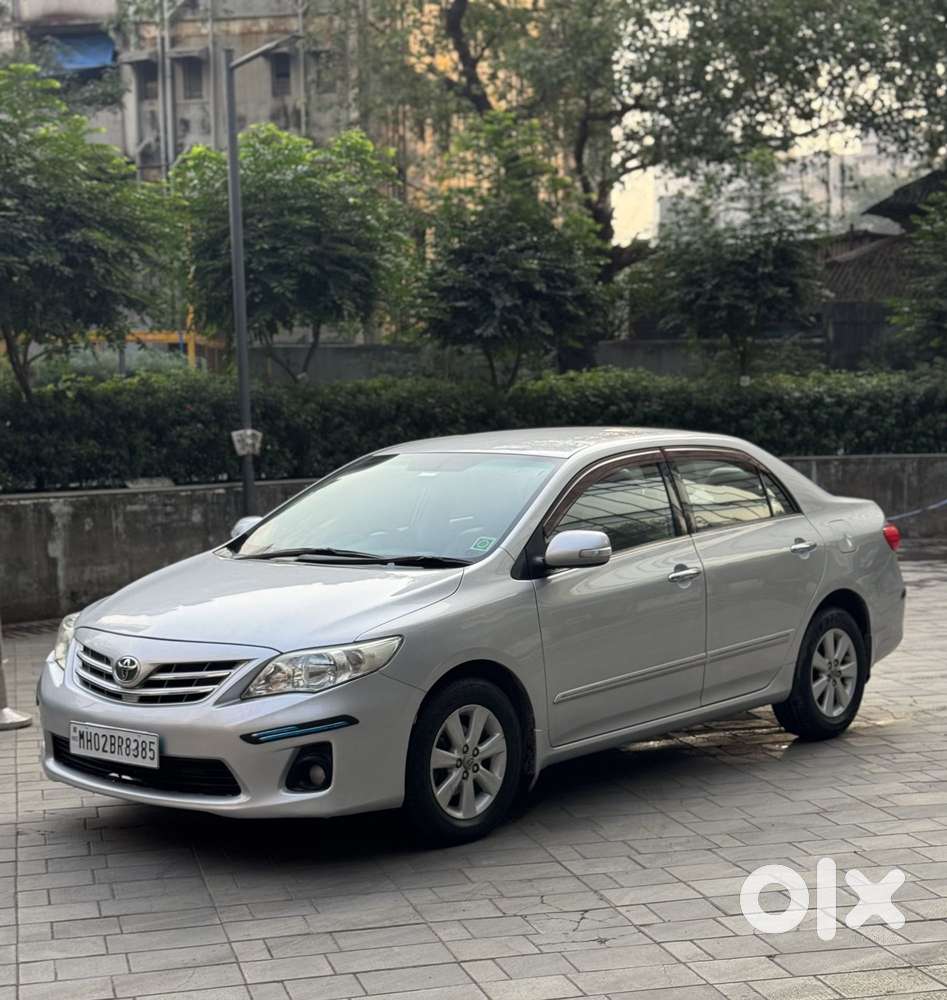 Toyota Corolla Altis 2010-2013 G, 2011, Petrol