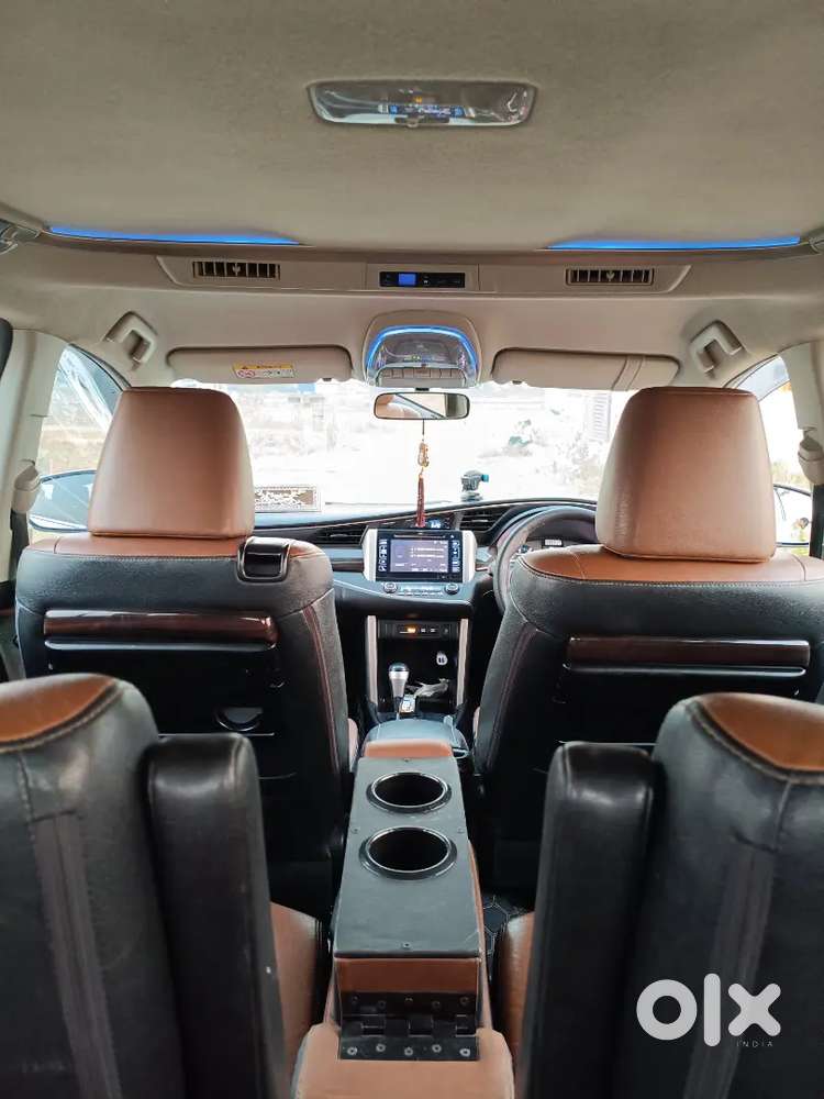 Toyota Innova Crysta 2018