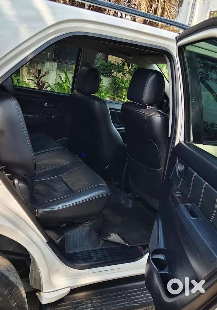 Toyota Fortuner 4*4 Automatic 2015 Full Black Interior