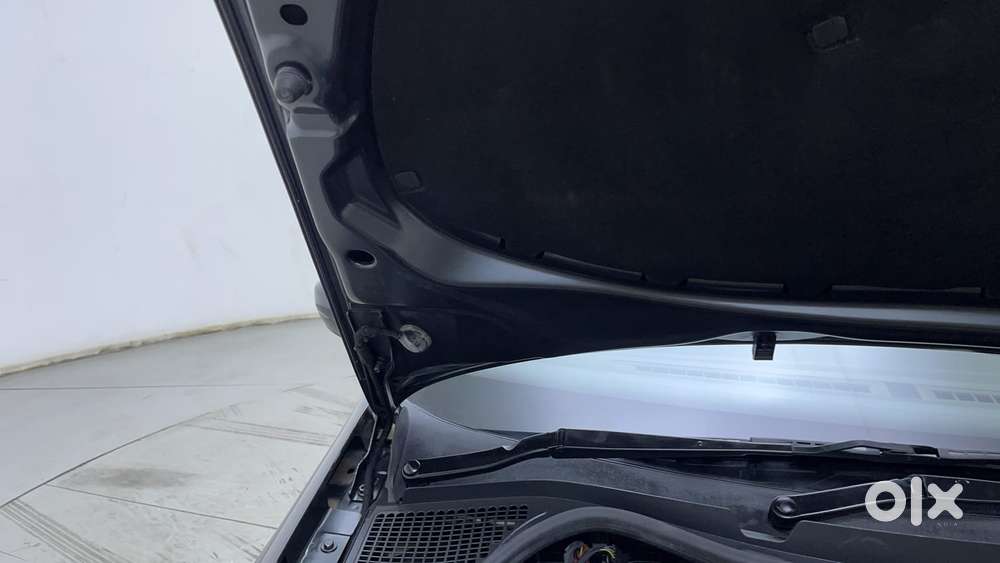 Volkswagen Vento 2010-2013 Petrol Highline At, 2021, Petrol