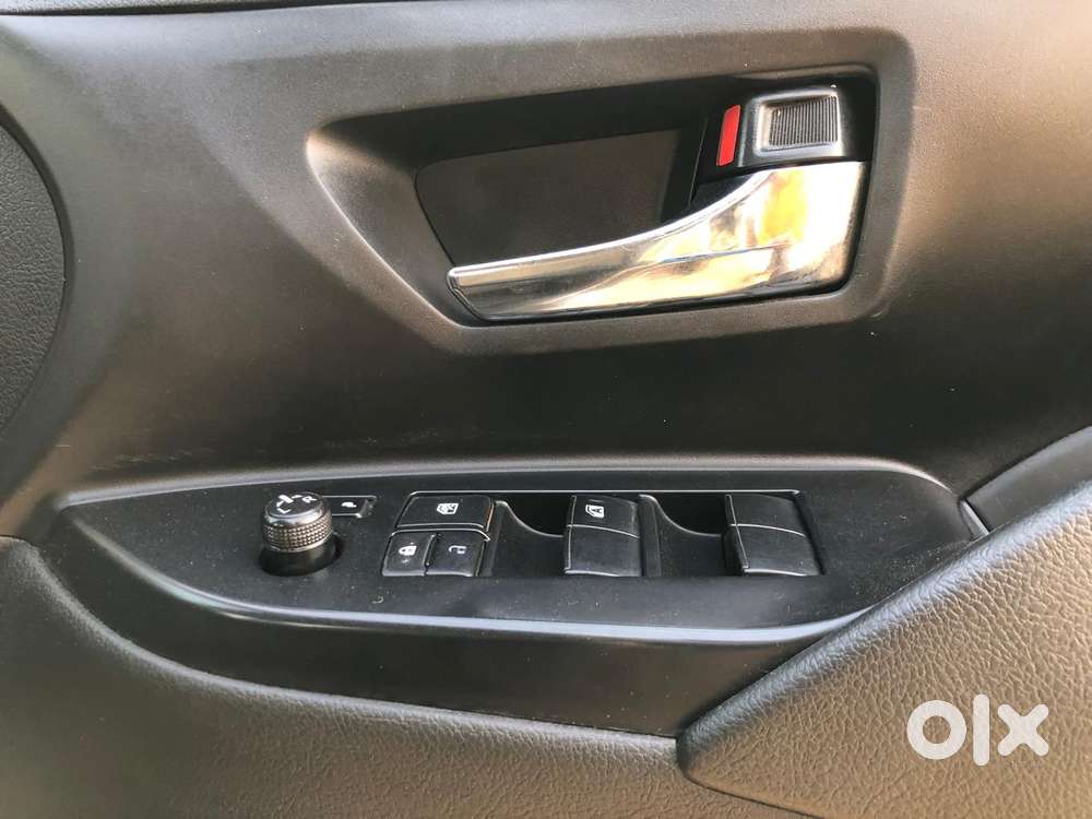 Toyota Innova Crysta [2020-ongoing] 2.4 Gx At 7 Str, 2021, Diesel