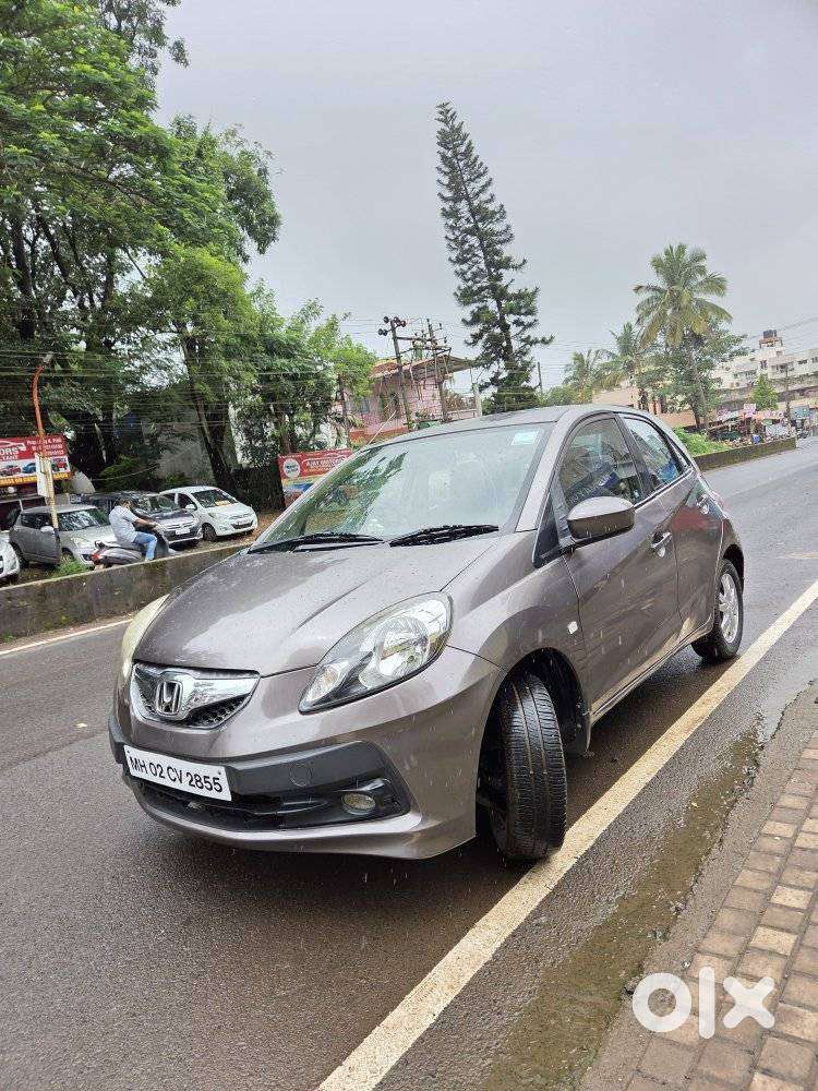 Honda Brio 2011-2013 V Mt, 2013, Petrol