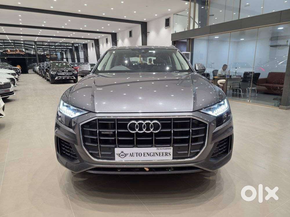 Audi Q8 Limited Edition, 2023, Petrol