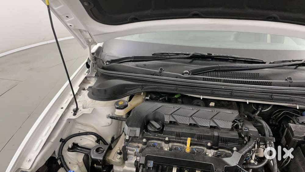 Hyundai Verna 1.5 Sx Petrol Mt, 2025, Petrol