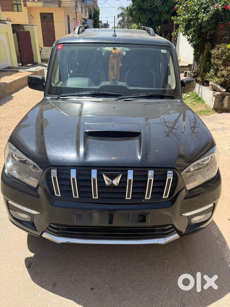 Mahindra Diesel Car 2022