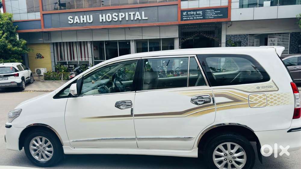 Toyota Innova 2.5 Z Diesel 7 Seater, 2014, Diesel
