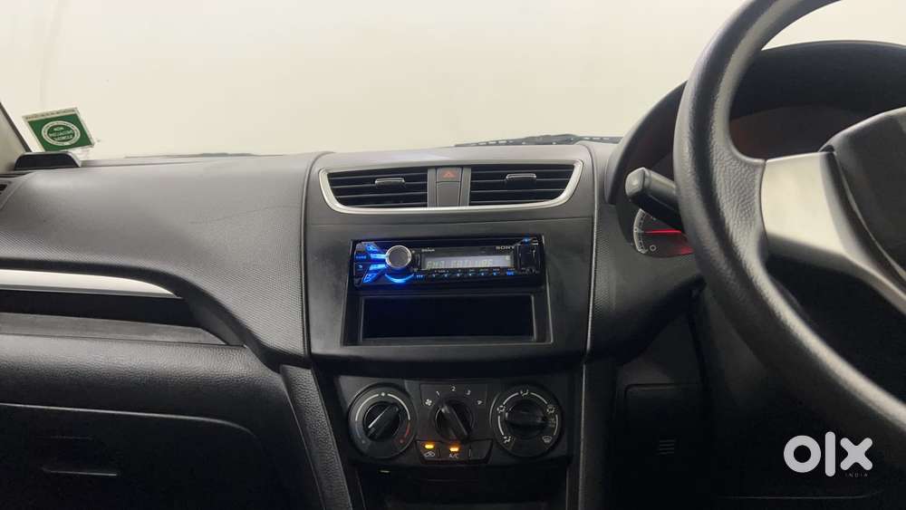 Maruti Suzuki Swift Vvt Vxi, 2014, Petrol