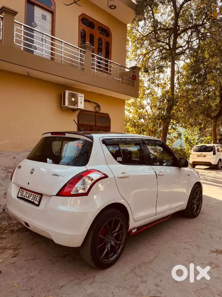 Maruti Suzuki Swift 2012 Lpg 90000 Km Driven