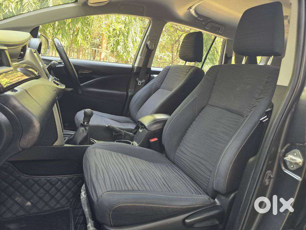 Toyota Innova Crysta