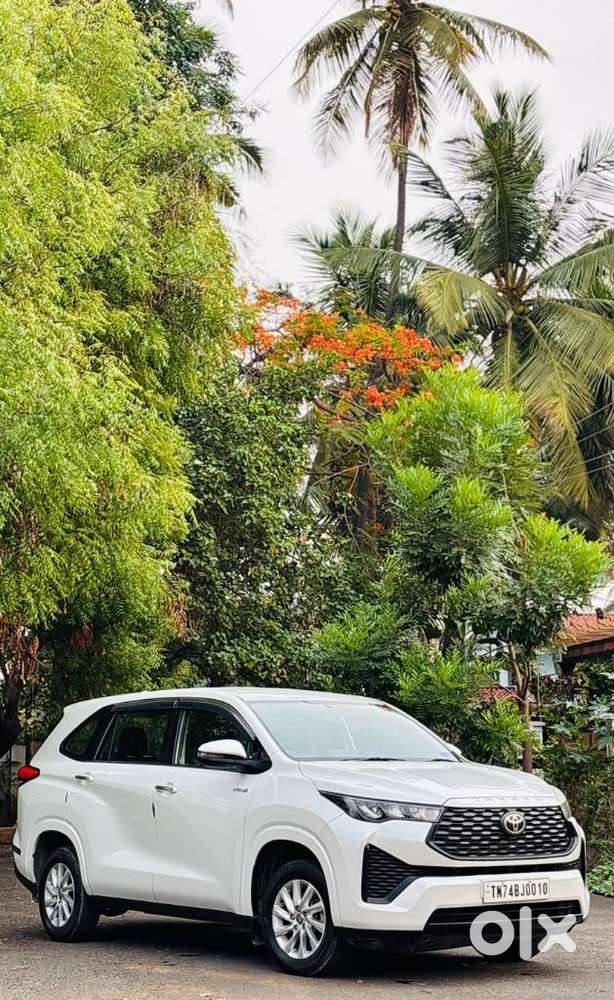 Toyota Innova Hycross 2.0 Gx 8 Str, 2024, Petrol