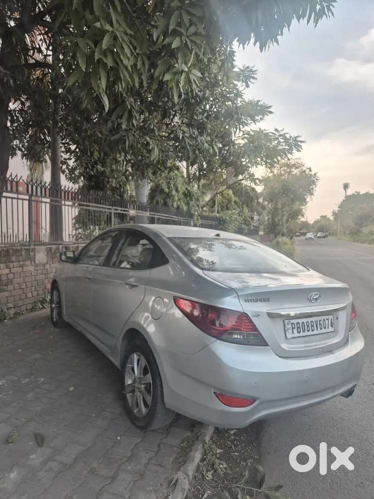 Hyundai Verna 2011 Diesel 88000 Km Driven