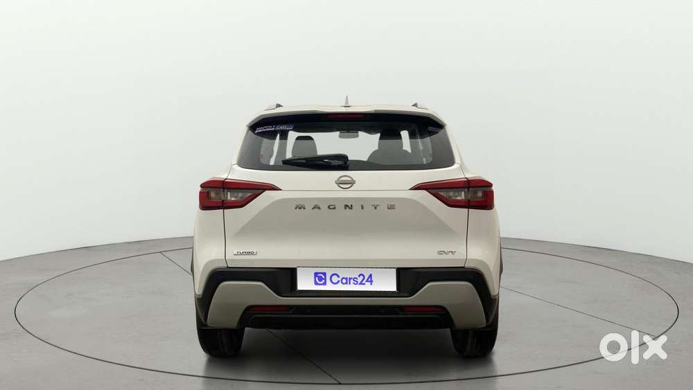 Nissan Magnite 1.0 Xv Premium Turbo Cvt, 2022, Petrol