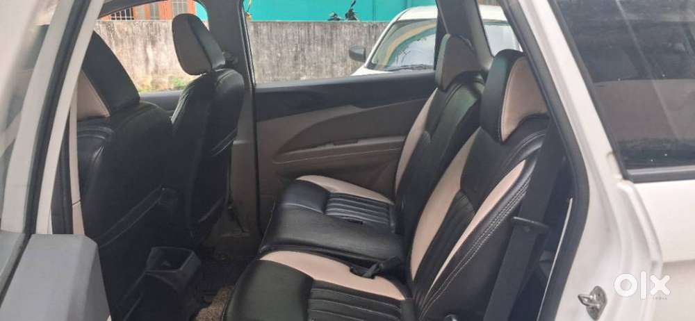 Mahindra Marazzo M2, 2023, Diesel