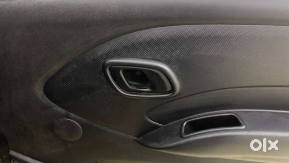 Datsun Redigo T Option, 2017, Petrol