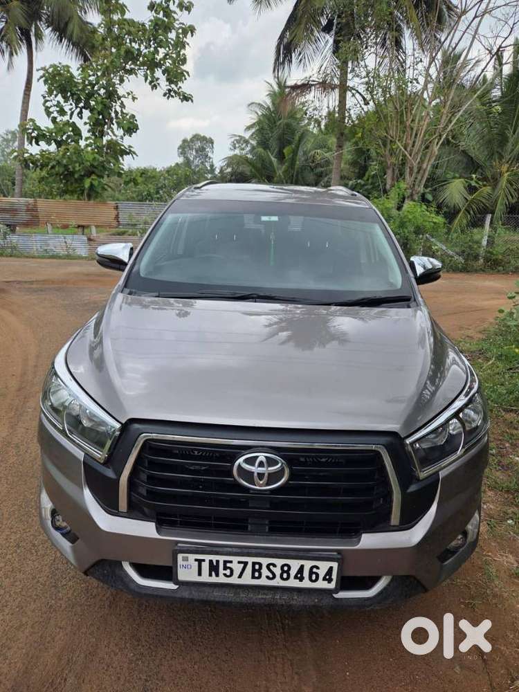 Toyota Innova Crysta 2.4 G Mt, 2024, Diesel