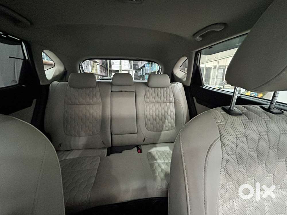 Kia Seltos Petrol Mt