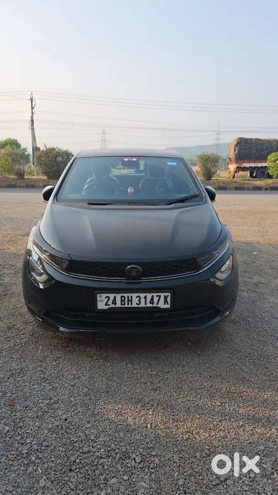 Tata Altroz 2024 Petrol Well Maintained