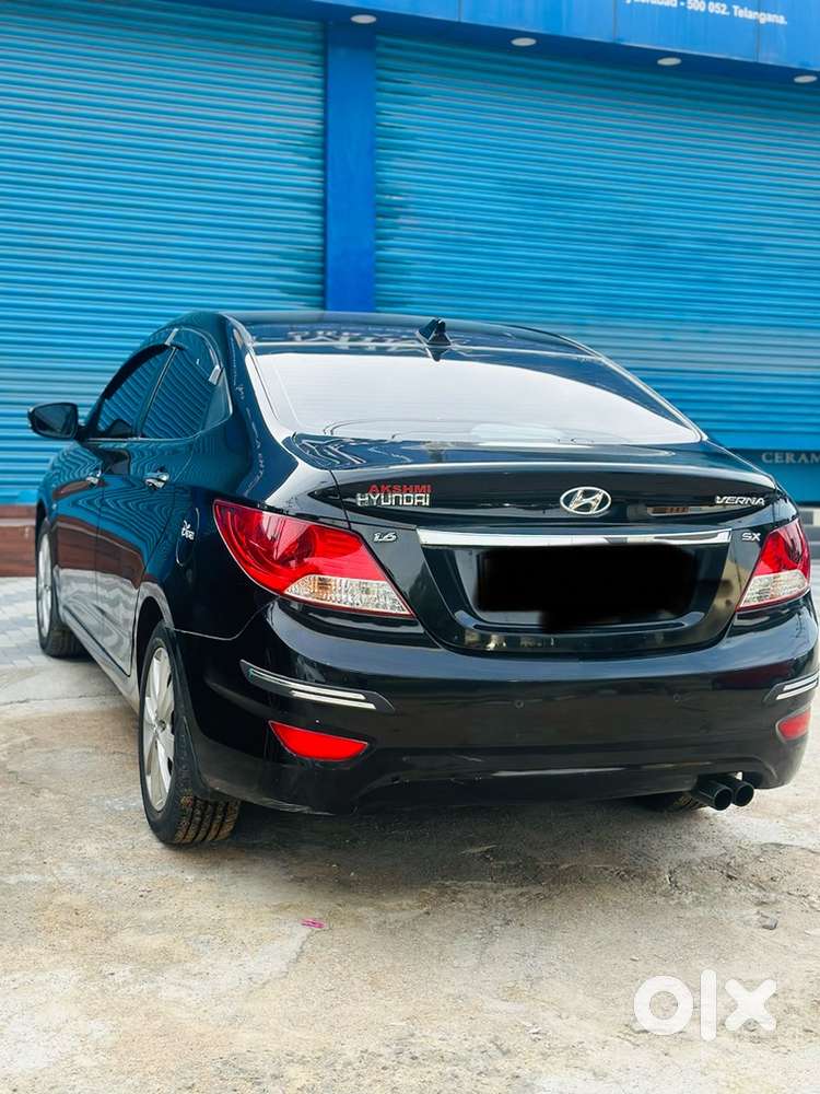 Hyundai Fluidic Verna 2011