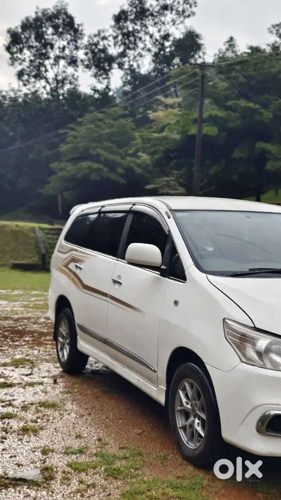 Toyota Innova 2012 Diesel